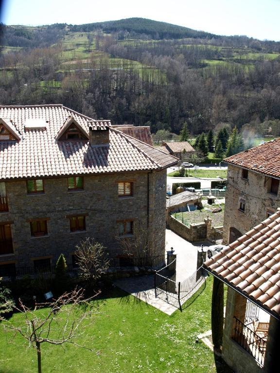 Hostal Cal Mestre Вілальонга-де-Тер Екстер'єр фото